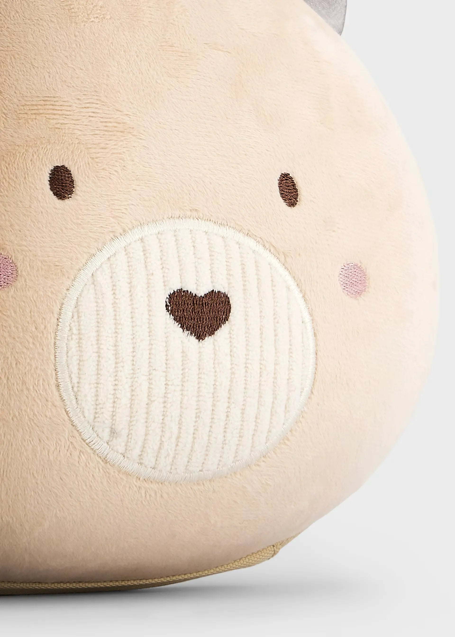 Mochila Orejitas Oso Beige Mayoral Detalle