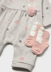 Pijama Con Medias Puntos Pompom Conejo Gris Mayoral Detalle