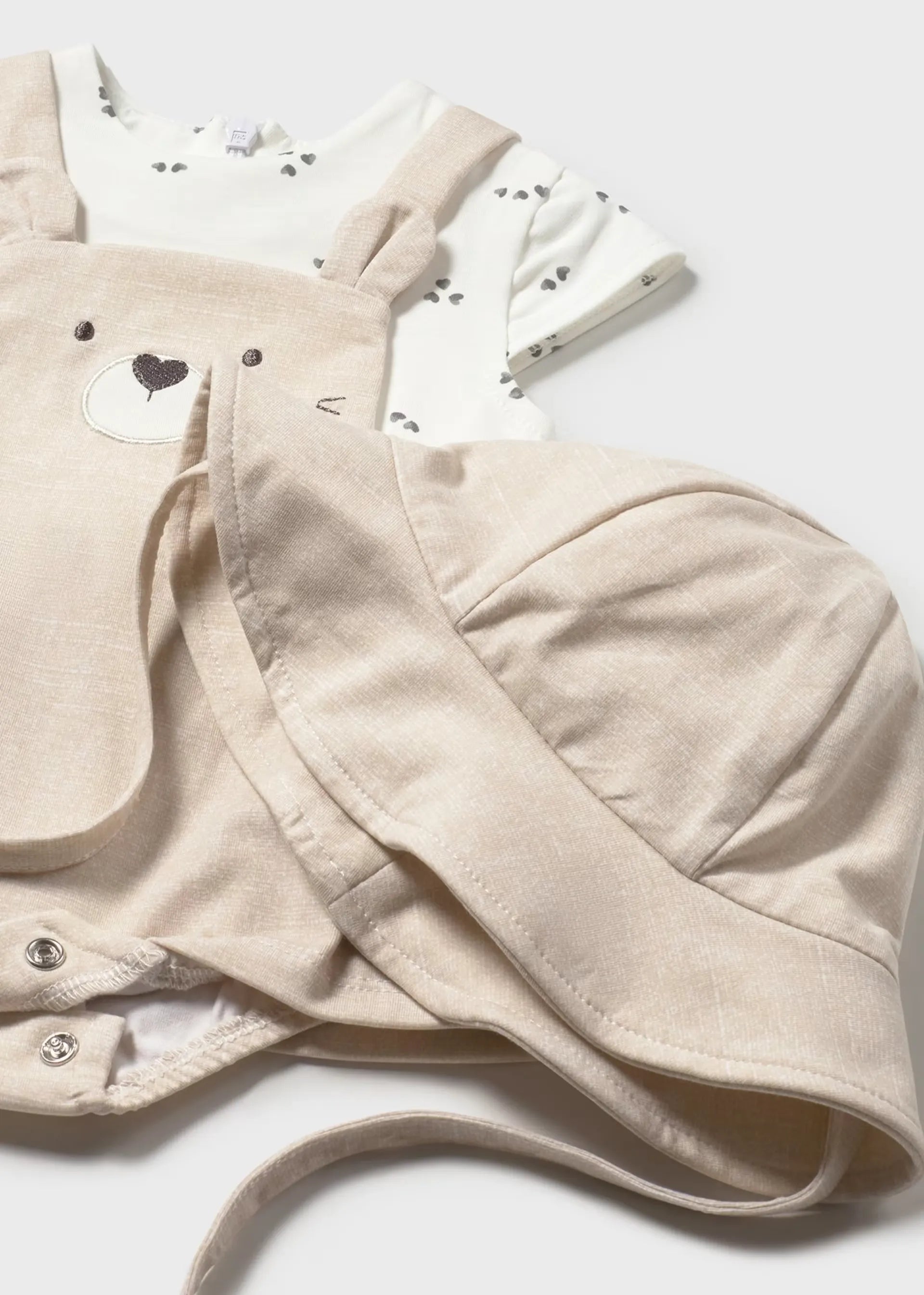 Vestido Peto con Gorro Corazones Beige Mayoral DETALLE