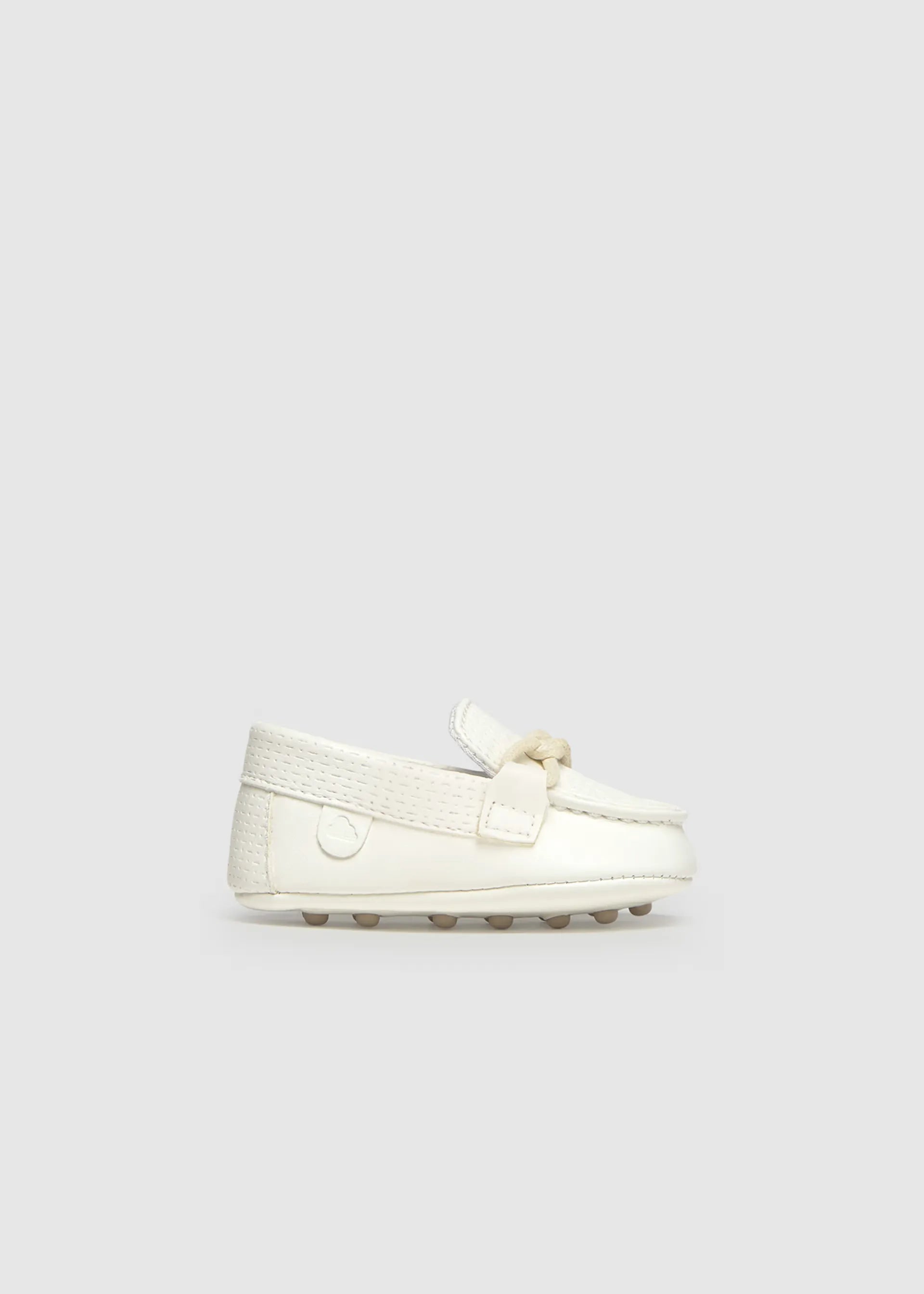 Mocasines sin Suela Nudo Blanco Mayoral estilo