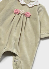 Set 2 Pijamas Bordado Laurel Flores Verde Mayoral Detalle