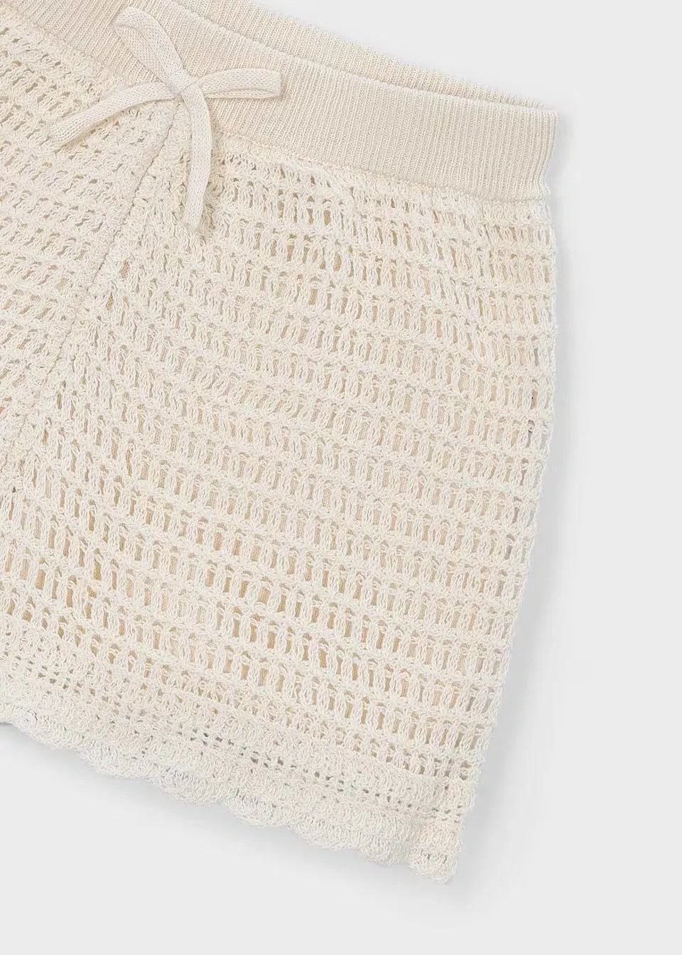Short Tejido Beige Mayoral detalle