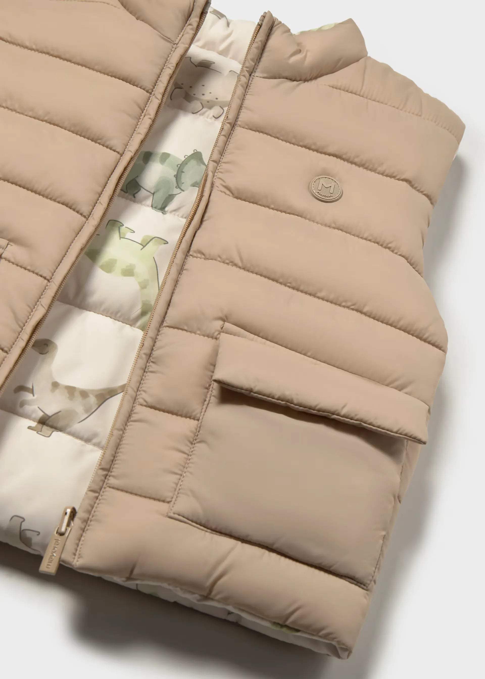 Chaleco Impermeable Doble Faz Dino Beige Mayoral Detalle
