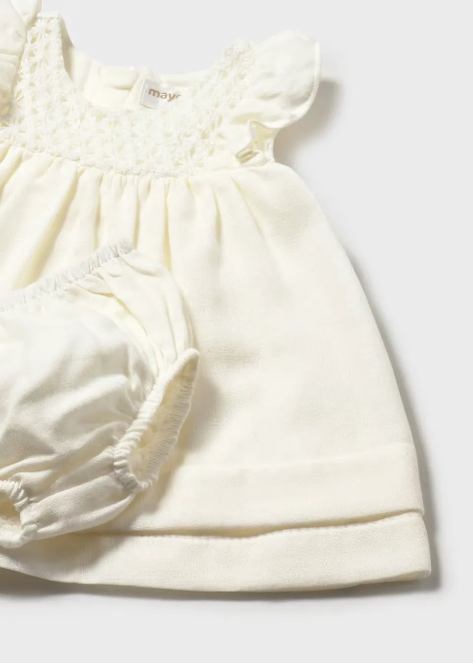 Vestido Pecho Tejido Crema Mayoral detalle