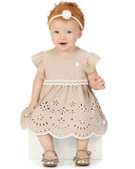 Vestido Detalle Flores Beige Milon modelo