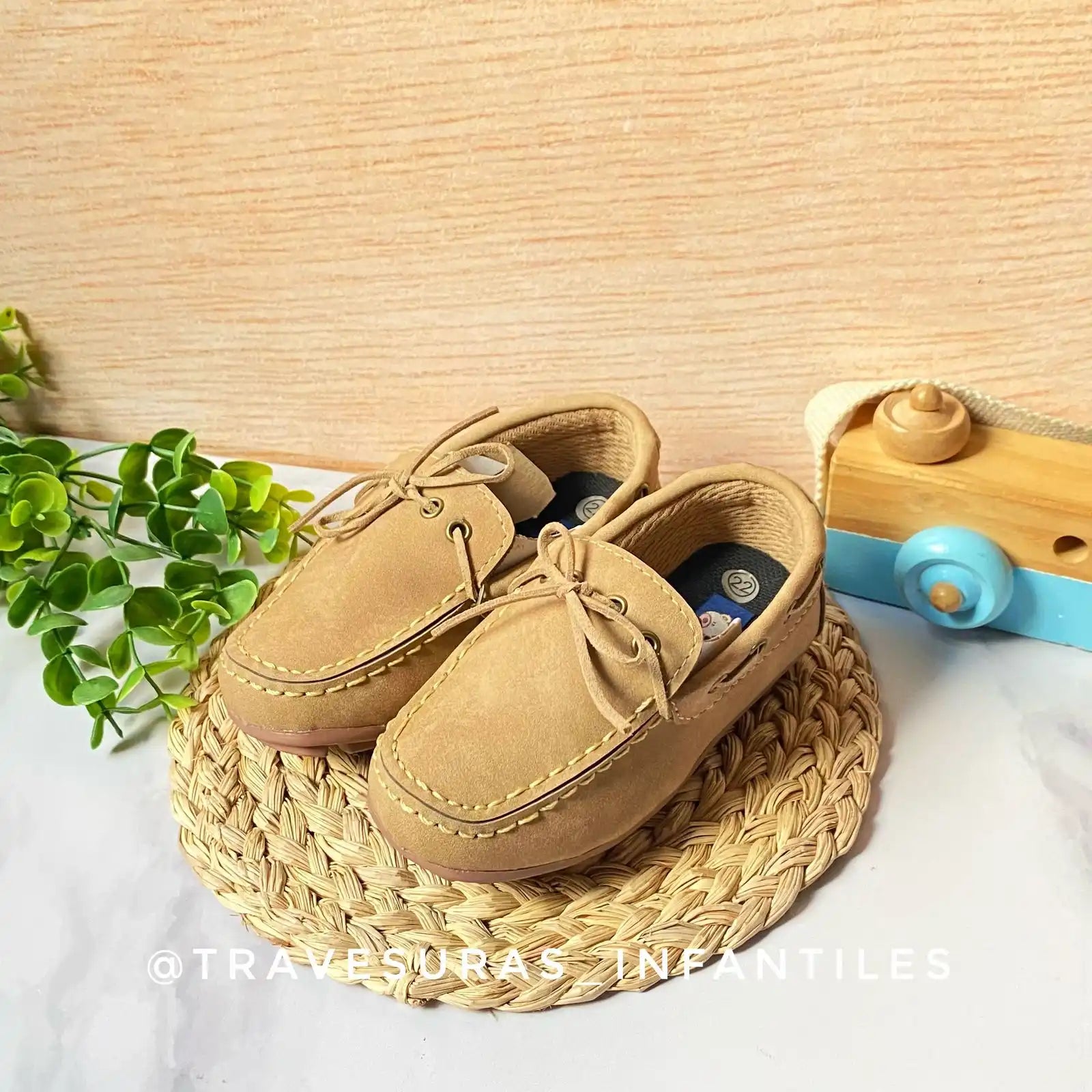 Mocasines Detalle Lazo Camel