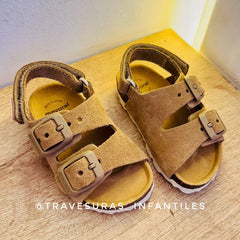 Sandalia Con Hebillas Velcro Beige