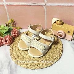 Sandalias Crema Perlas