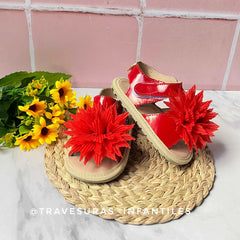 Sandalias Flor Roja Huellitas Diseño