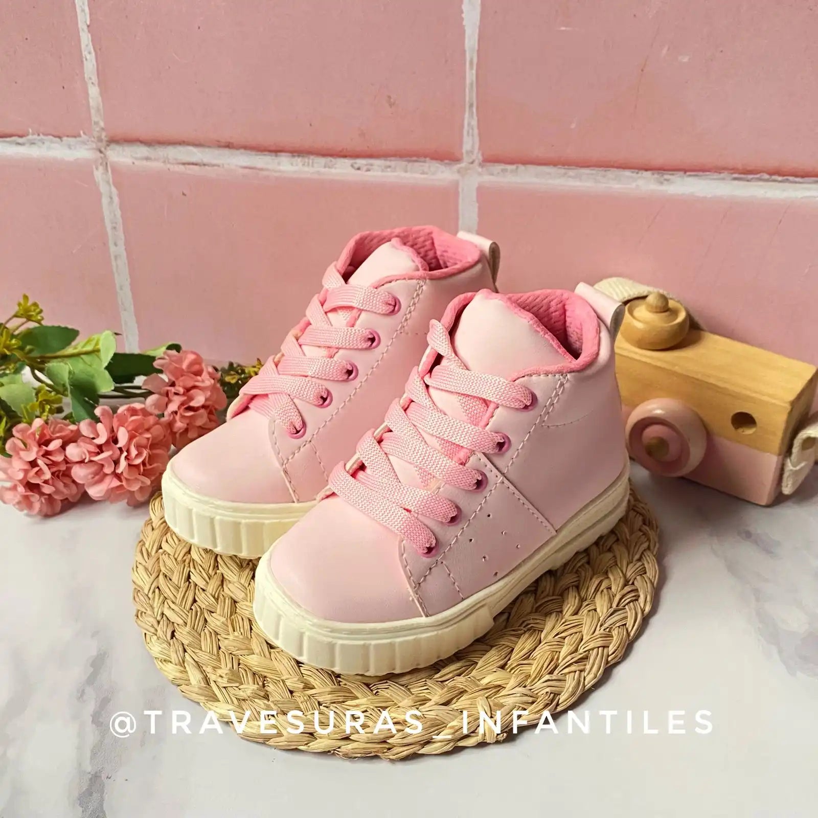 Tenis Bota Cordones Rosa