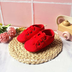 Tenis Detalle Cuerina Sin Suela Rojo