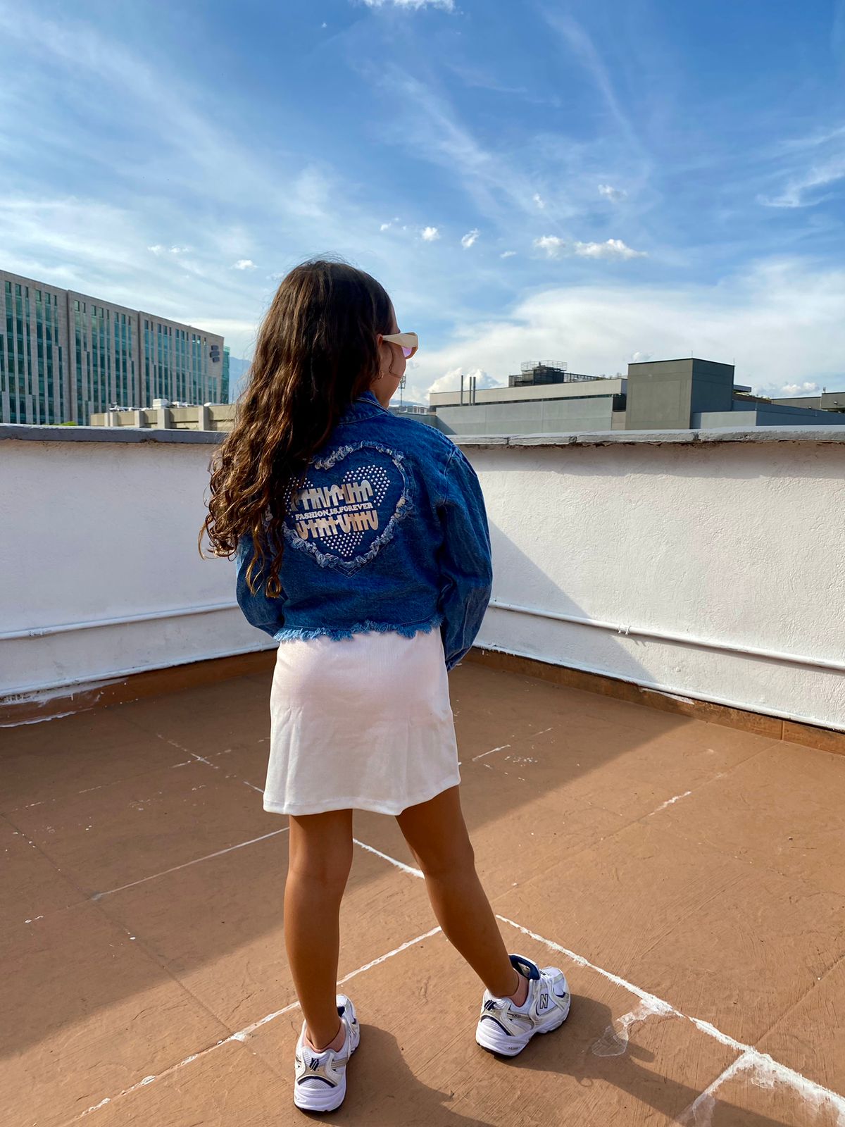 travesuras-infantiles-Vestido-Con-Chaqueta-Denim-blanco-estampado-chaqueta