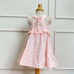 travesuras-infantiles-Vestido-Ojalillo-Flores-Rosa-detalle-espalda