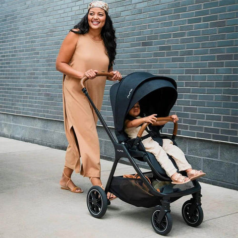 Coche Maleta Compacto Stroller Triv Next Caviar Nuna