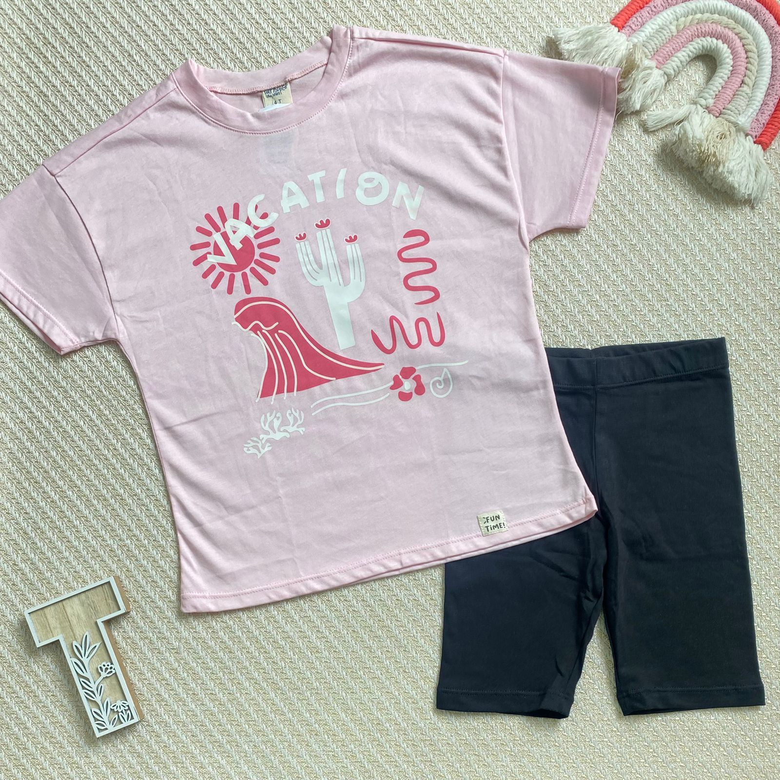 Conjunto Shorts Deportivo Vacation rosa 