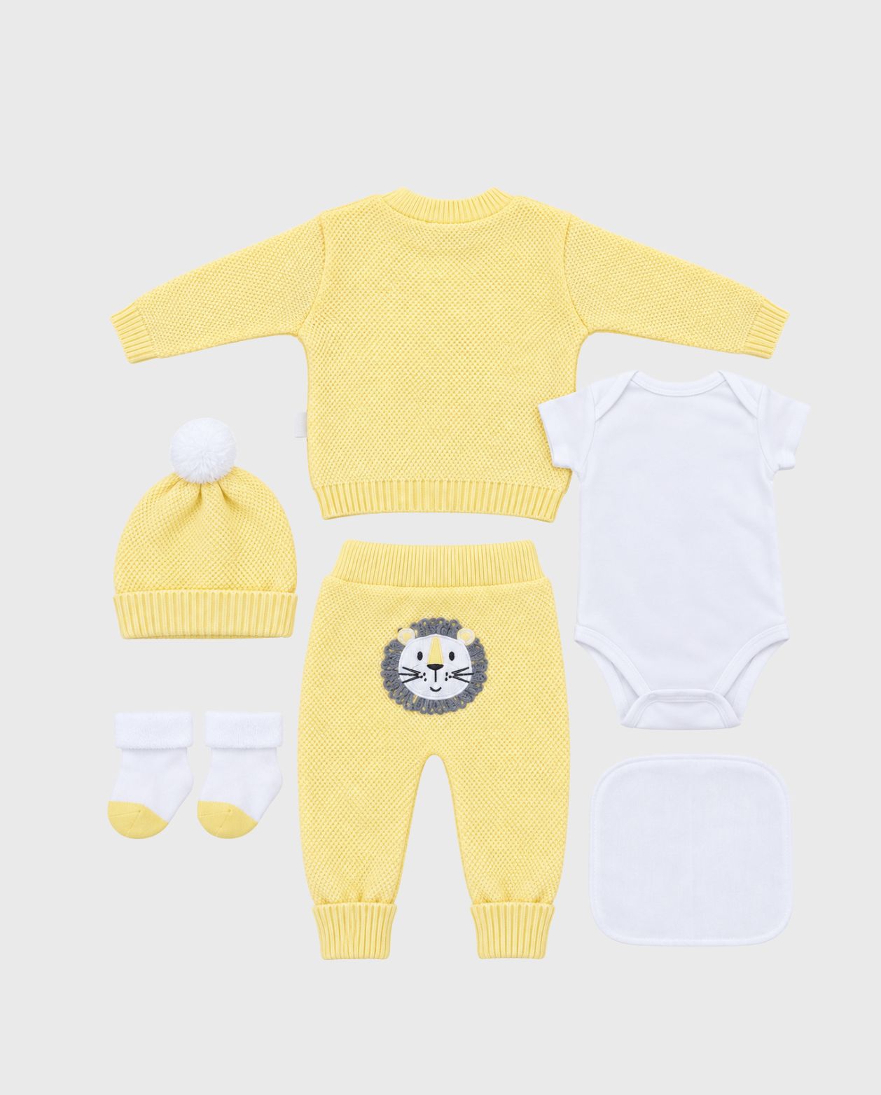 Set Primer Día Tejido León Amarillo estilo 