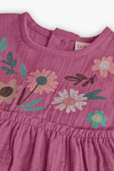 Vestido manga larga bordado para niña