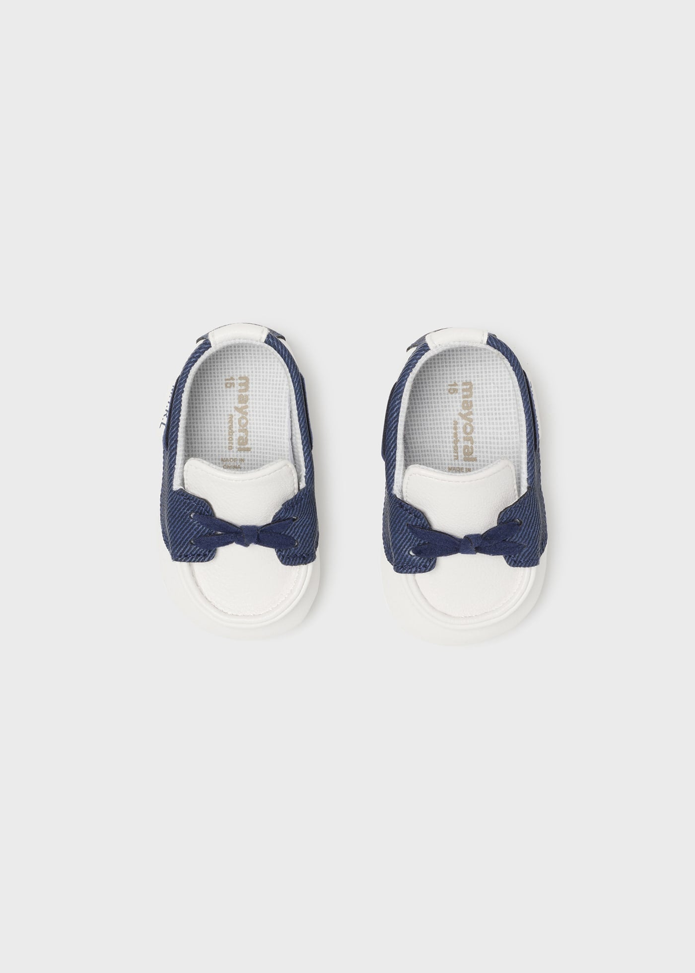 Mocasines Para Bebé Blancos Navy Mayoral Diseño