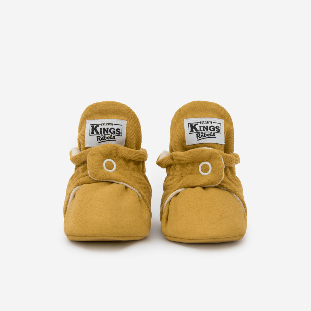 Botas Gamuza Gripper Mostaza Kings & Rebels 12M/18M Botones