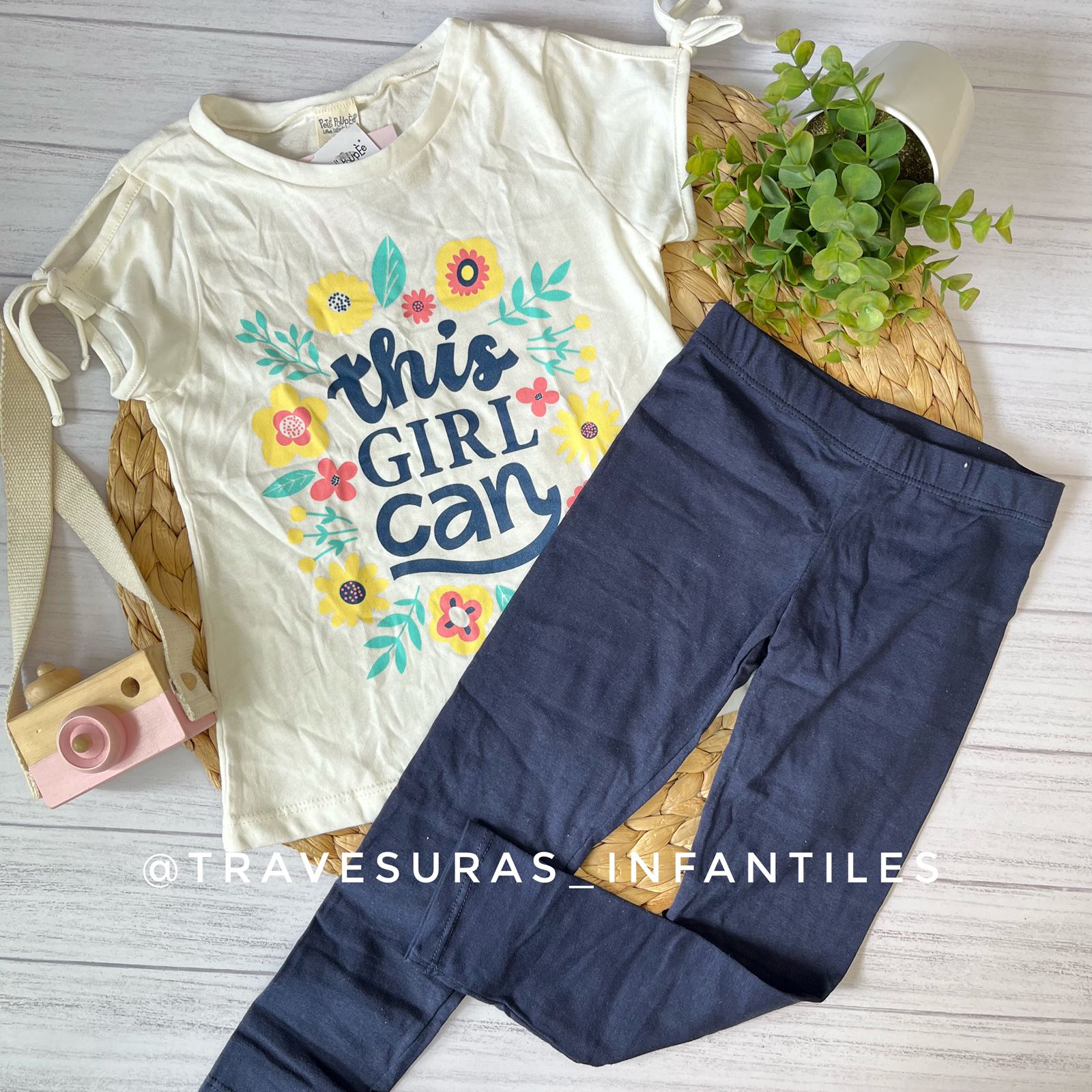 Conjunto Leggins Girl Flores PETIT POUPEE