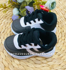 Tenis Negros Detalle Blanco Para Niño